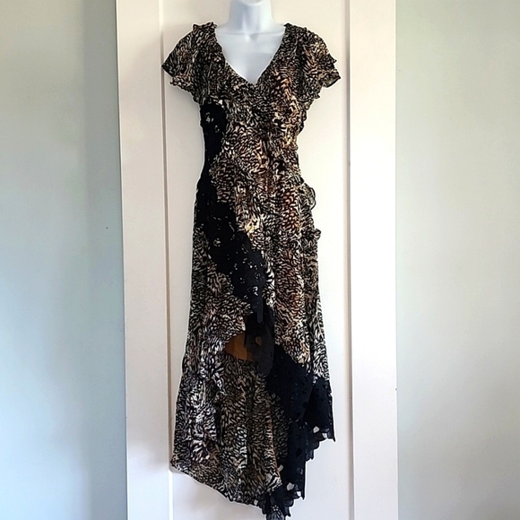 NWT Anthropologie Beautiful Ruffle Lace V neck Dress Size 2 - Picture 4 of 13